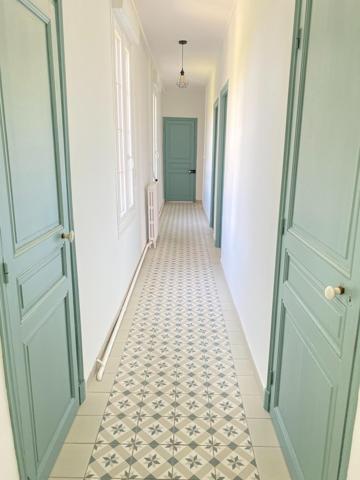 Demeure de 140m2 de plain-pied 4 chambres, jardin