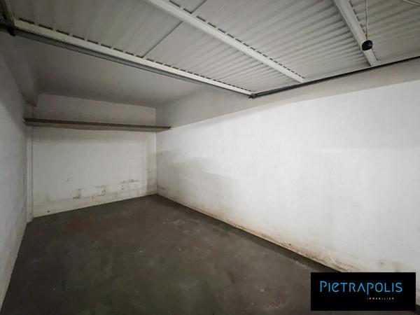 Garage fermé, rue Hippolyte Kahn
