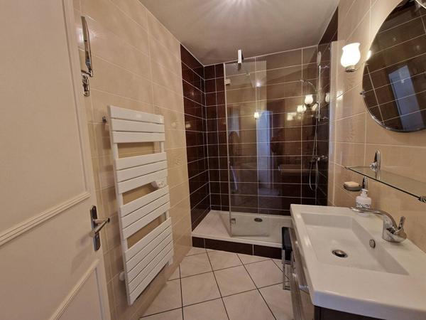 APPARTEMENT à VAUX SUR MER