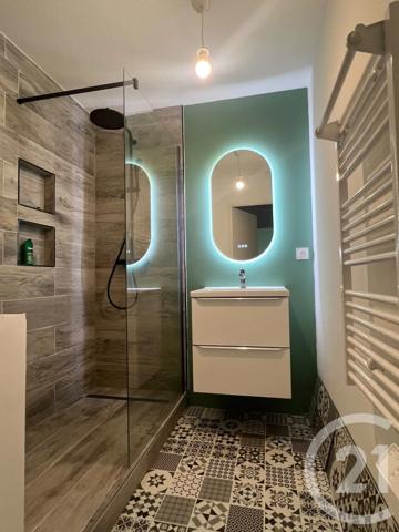 Appartement F2 à vendre  2 pièces - 47,88 m 2   ROYAN  - 17