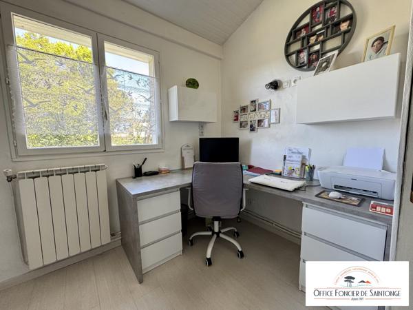 Maison Traditionnelle vue sur dune et forêt