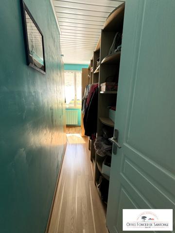 Maison Traditionnelle vue sur dune et forêt