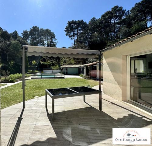 Maison Traditionnelle vue sur dune et forêt
