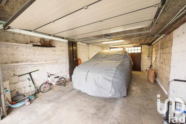 Maison 6 pièces de 128 m² à Donchery (08350)