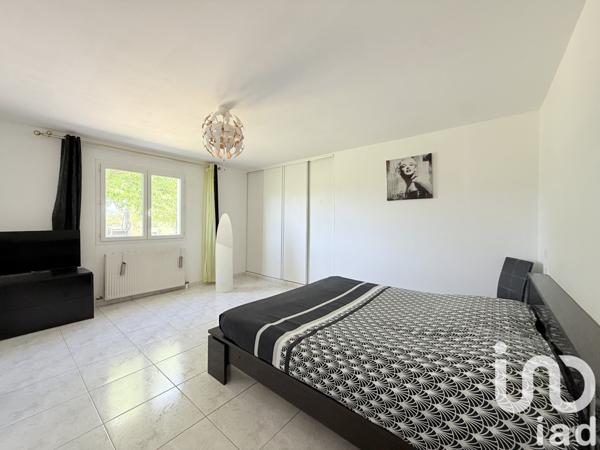Maison à vendre 5 pièces 260 m² Sisteron
