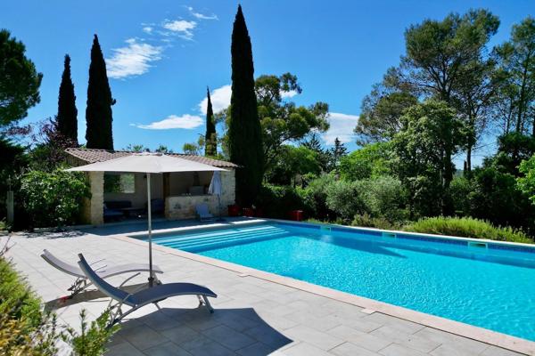 Vente Mas Uzès 13 Pièces 397 m²