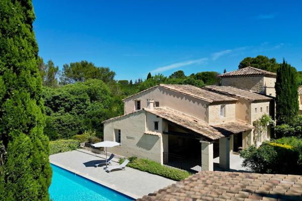 Vente Mas Uzès 13 Pièces 397 m²