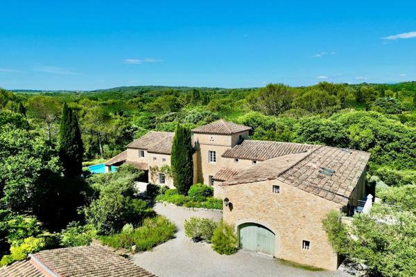 Vente Mas Uzès 13 Pièces 397 m²