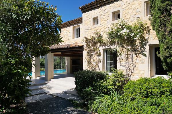 Vente Mas Uzès 13 Pièces 397 m²