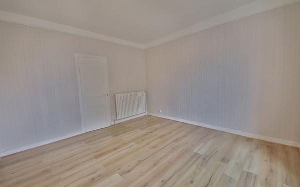 Appartement à vendre    2 pièces • 53,61 m2 Château-Thierry