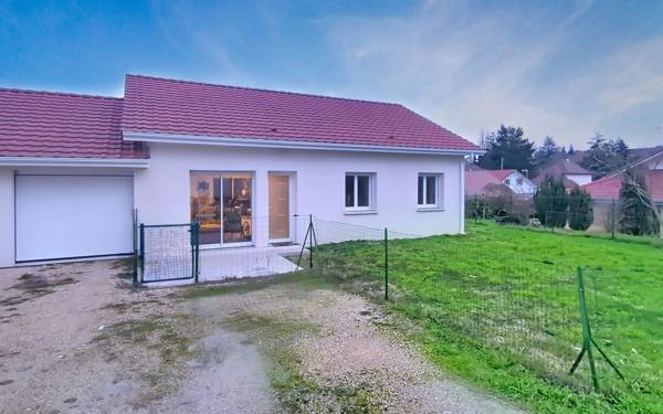 Maison à louer    4 pièces • 82,48 m2 Dolomieu