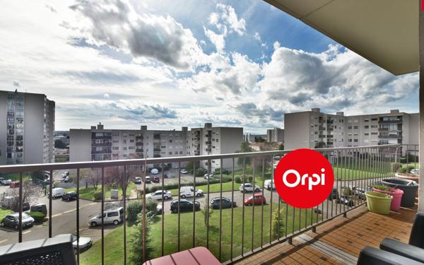 Appartement à vendre    5 pièces • 90,14 m2 Saint-Priest
