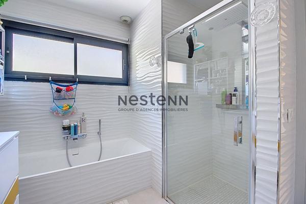 SOMPTUEUSE MAISON CONTEMPORAINE 140 M² T4/5 RECENTE DE 2017