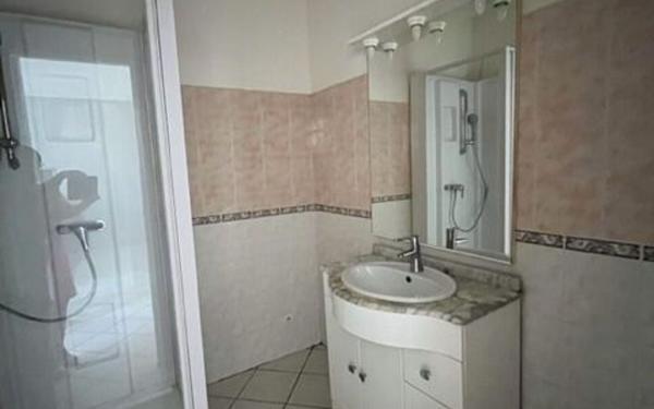 Appartement à louer    3 pièces •  Ressons-sur-Matz