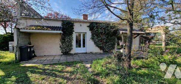 Maison à vendre à Sainte-Radegonde (79100) en Deux-Sèvres (79)

Cette maison de plain-pied, s...