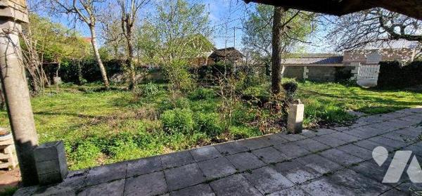 Maison à vendre à Sainte-Radegonde (79100) en Deux-Sèvres (79)

Cette maison de plain-pied, s...
