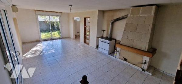 Maison à vendre à Sainte-Radegonde (79100) en Deux-Sèvres (79)

Cette maison de plain-pied, s...