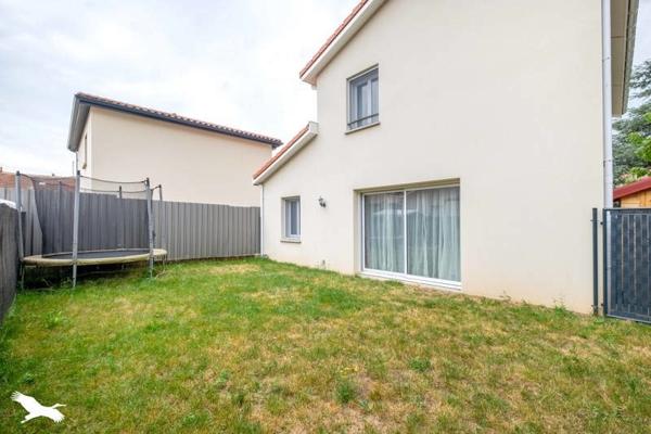 Maison à vendre 405 000 € Bron 5 p 111,5 m² DPE C