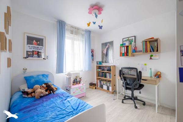 Maison à vendre 405 000 € Bron 5 p 111,5 m² DPE C