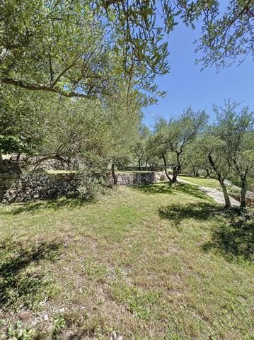 Sud Ardèche - Les Vans : Propriété avec Vue