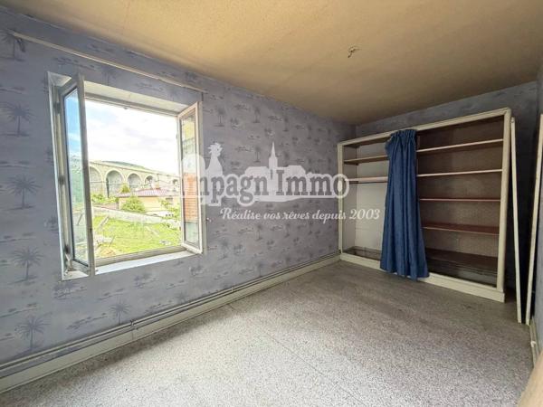 Appartement à rénover avec des combles