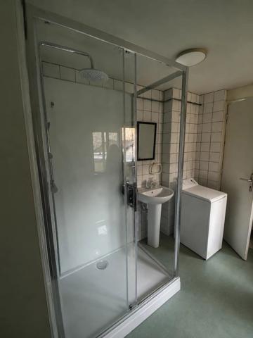 Vente                                                      Appartement
                        
                     3 pièces                      66 m2                     à Givet