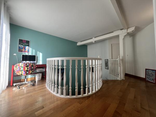 Magnifique maison d'architecte de 210 m2 (160 m2 habitable) au centre de BELFORT