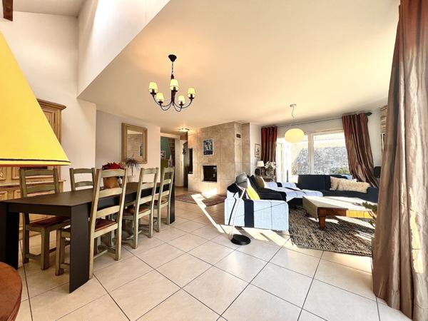 Magnifique maison d'architecte de 210 m2 (160 m2 habitable) au centre de BELFORT