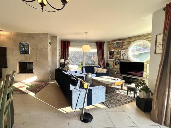 Magnifique maison d'architecte de 210 m2 (160 m2 habitable) au centre de BELFORT