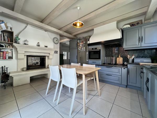 Magnifique maison d'architecte de 210 m2 (160 m2 habitable) au centre de BELFORT