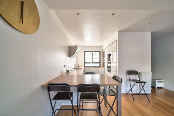 Maison FAMILIALE Clamart 6 pièce(s) 145 m2