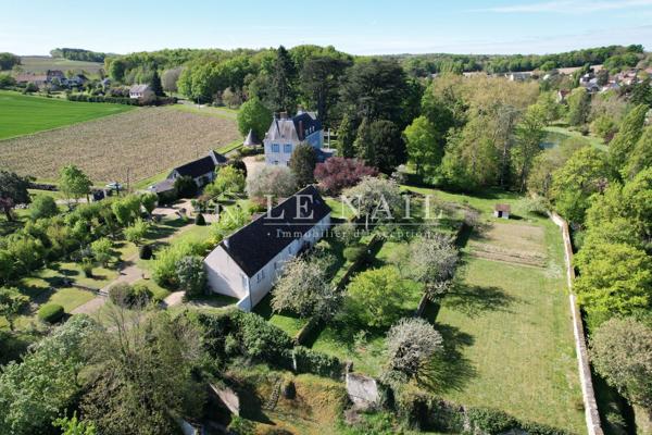 Château restauré avec ses gîtes à 2h30 de Paris entre Touraine et Sologne