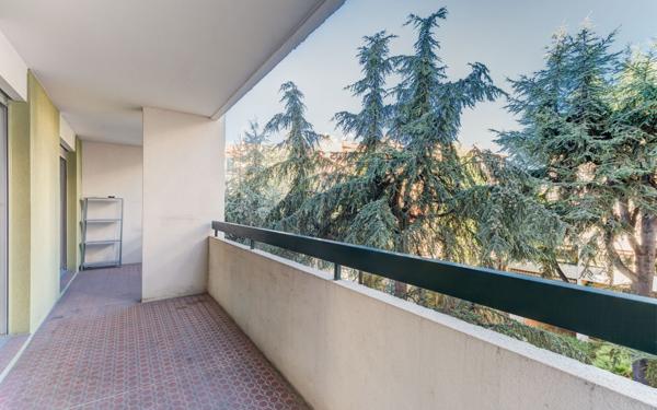 Appartement à vendre    2 pièces • 46,31 m2 Nice