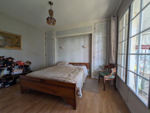 Maison 8 pièces - 257 m²