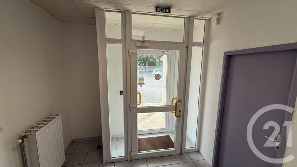 Immeuble à vendre  180 m 2   STE MARGUERITE  - 88