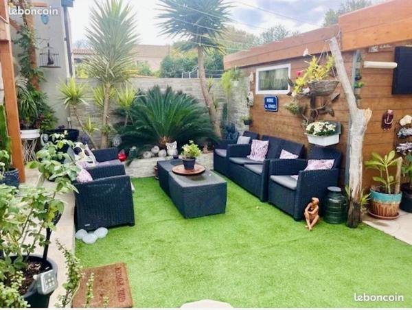 Villa T4 de plain-pied avec piscine et jardin