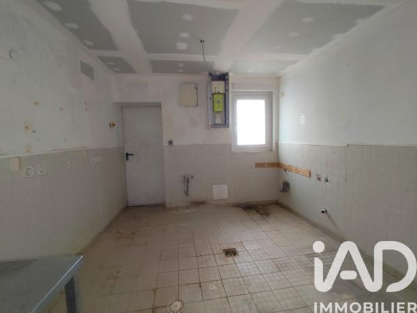 Immeuble à vendre 221 m² Donzy