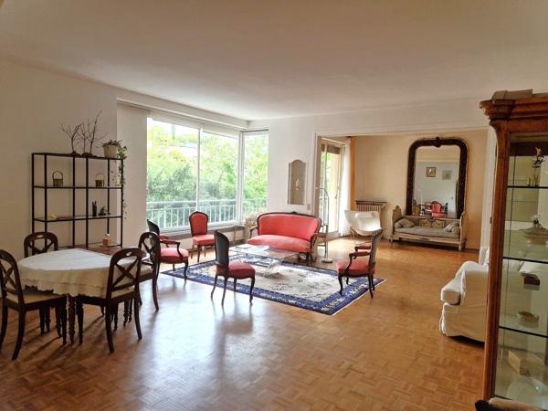 Vente Appartement de luxe Neuilly-sur-Seine 4 Pièces 130 m²