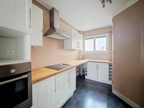 Location                                                      Appartement
                        
                     3 pièces                      58 m2                     à Reims