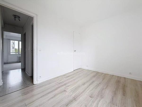 Location                                                      Appartement
                        
                     3 pièces                      58 m2                     à Reims