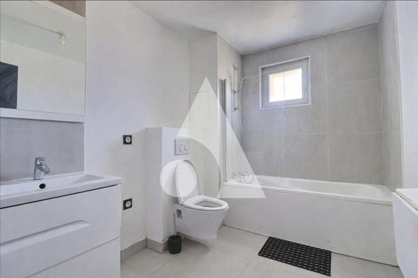 Appartement 1 pièce 31.85 m2