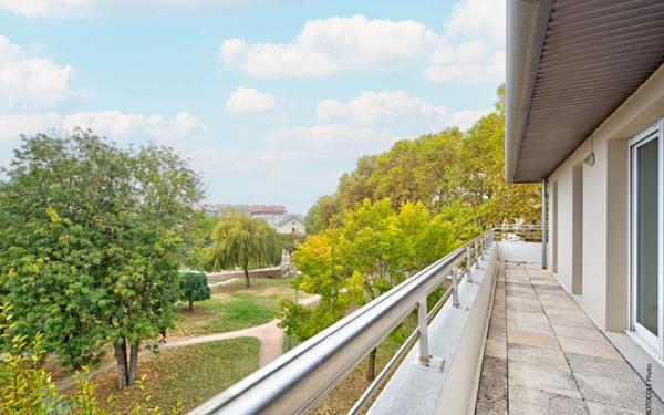 Maison à vendre    5 pièces • 158,36 m2 Colomiers