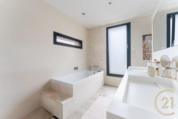 Maison à vendre  7 pièces - 185 m2 BRINDAS - 69