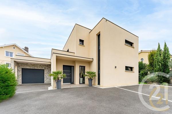 Maison à vendre  7 pièces - 185 m2 BRINDAS - 69