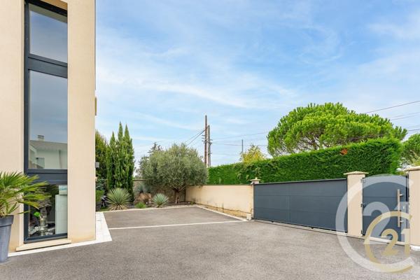 Maison à vendre  7 pièces - 185 m2 BRINDAS - 69