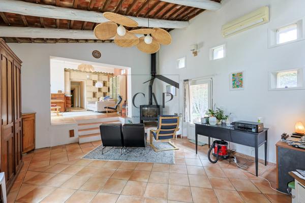 Puyricard (13540) Magnifique propriété à AIX EN PROVENCE-Puyricard vue Sainte-Victoire - avec piscine sur 5.000m2