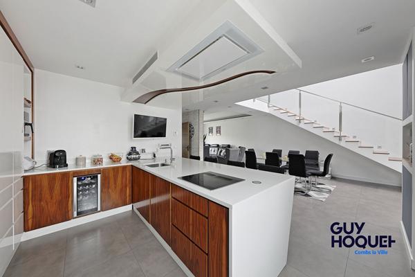 Maison à vendre à Combs-la-Ville - grand standing - DPE en B