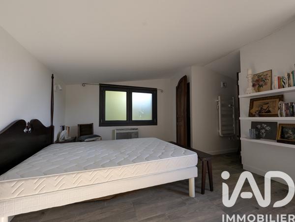 Maison à vendre 4 pièces 142 m² Saint-Louis-de-Montferrand