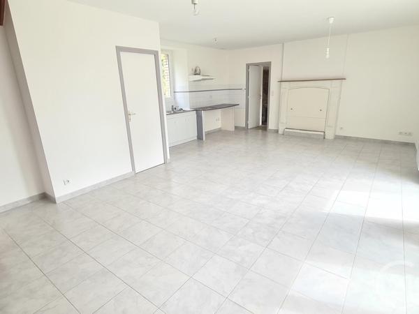 maison à vendre  3 pièces - 70,50 m2 NOYAL SOUS BAZOUGES - 35