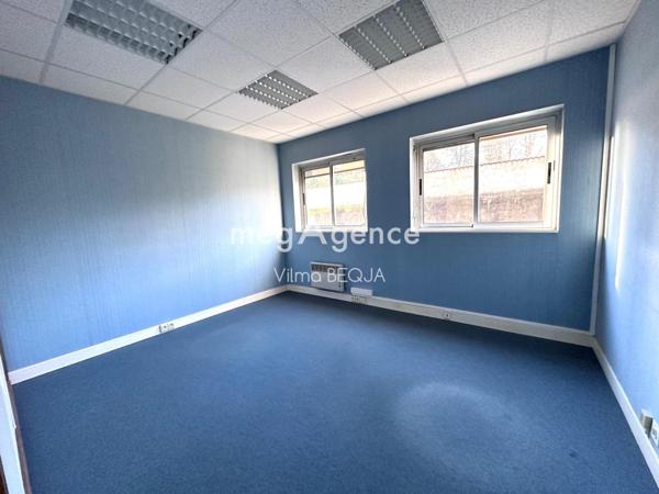 Local Commercial à SENS, 89100 - 20 pièces 468m²